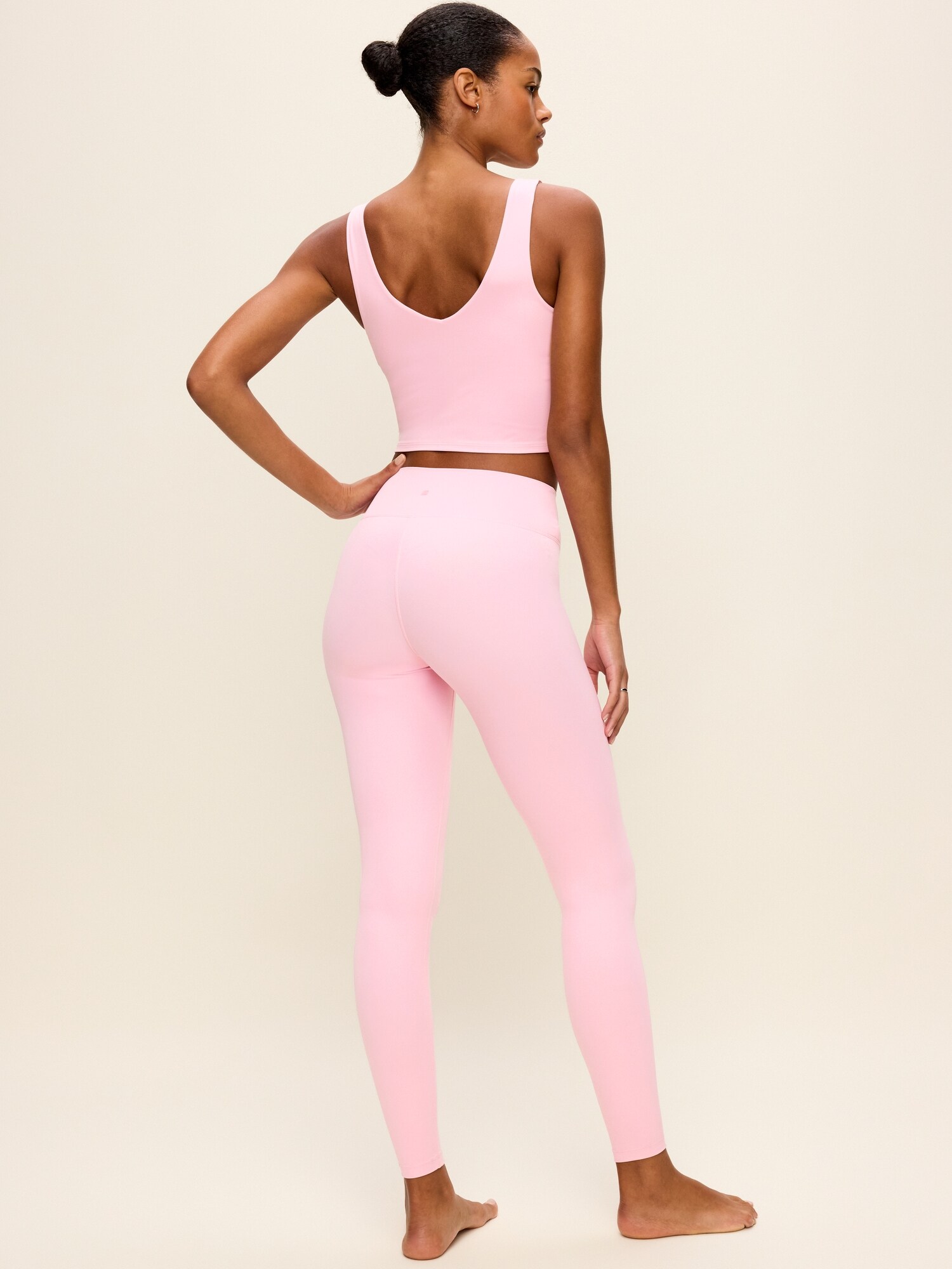 Женские леггинсы Old Navy Crossover-Waist StudioSmooth Full-Length Legging, цвет: Bergamot — фото 3
