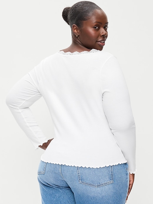Long-Sleeve Lace Trim T-Shirt | Old Navy