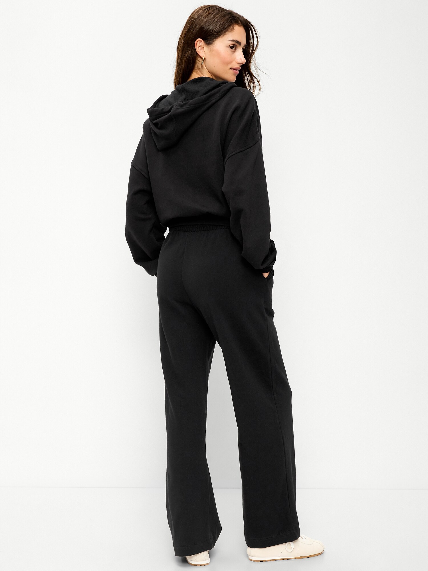 Женские брюки Old Navy High-Waisted SoComfy Wide-Leg Sweatpants, цвет: Чёрный — фото 3