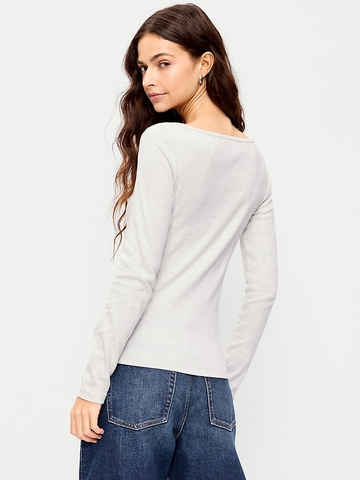 Snug Long-Sleeve Boatneck T-Shirt | Old Navy