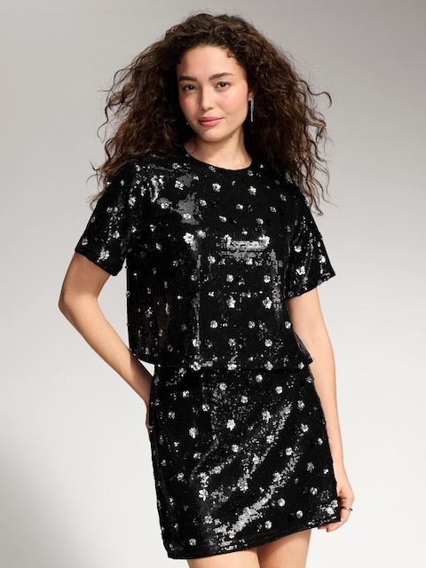 The Occasion by Old Navy Short-Sleeve Sequin Embellished Top